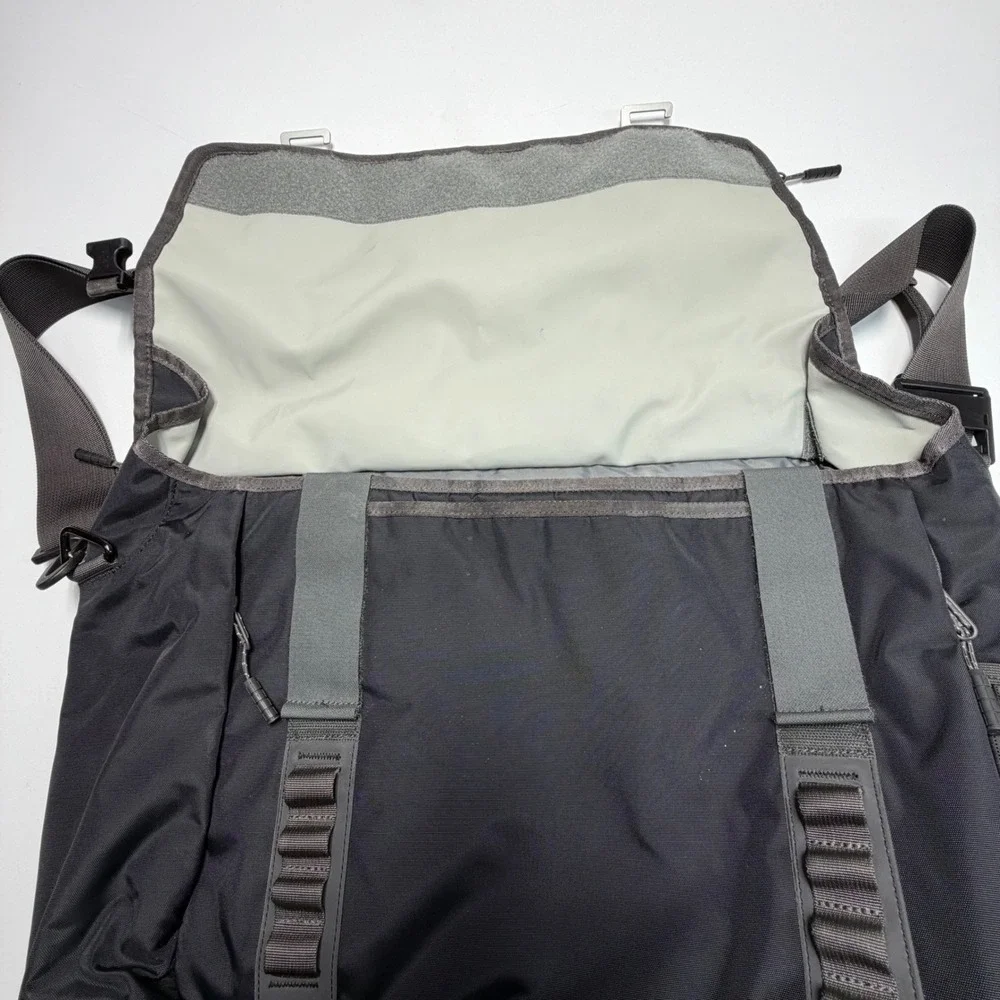 Timbuk2 Messenger Bag Laptop Briefcase Black Travel Work Crossbody